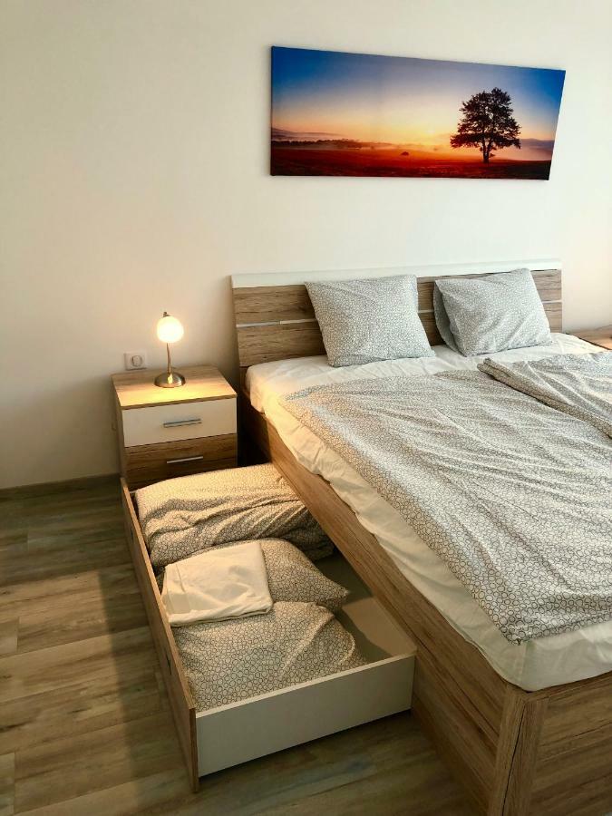 House Of Beer - Stein Apartment Bratislava Exterior photo